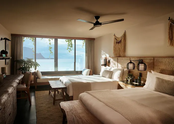 1 Hotel Hanalei Bay